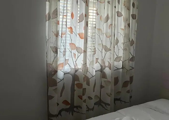 Family Retreat Apartament Luino